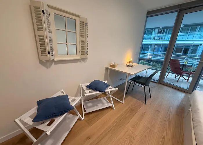 7 Waterfront * جنوة