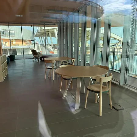 Apartment 7 Waterfront
