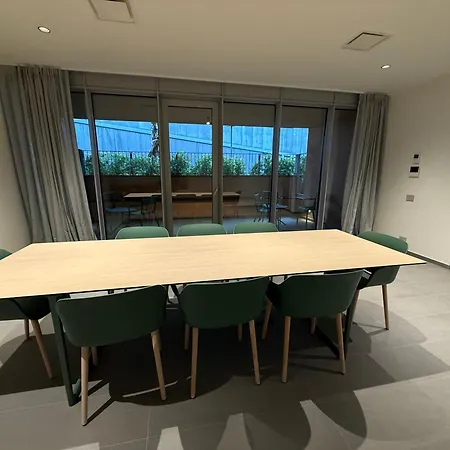 7 Waterfront Genua
